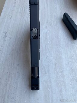 Glock 17 gen 4 - 11