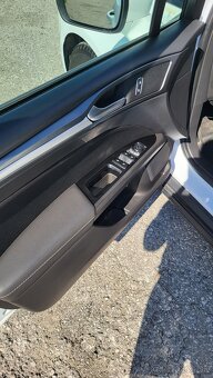 Ford Mondeo Combi 2.0 TDCi Duratorq Trend - 11