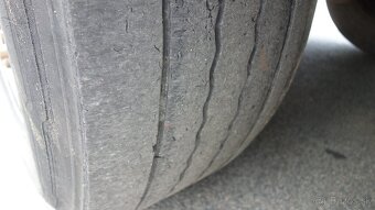 KNAPEN KT01 - Posuvná podlaha 87 m3 - 11