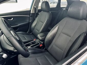 Hyundai i30 CW 1.6 CRDi 136 Style - 11