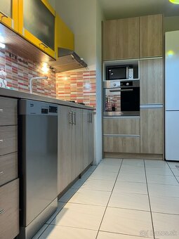3 izbový byt s balkónom v Senici - 11