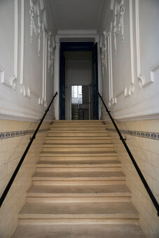 Stylish Investment Studio for Sale in Bratislava Old Town - 11