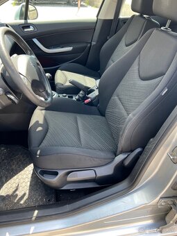 Peugeot 308 - 11