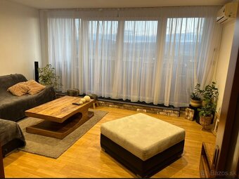 Priestranný 4-izbový byt-97 m², sídlisko 1.mája blok I - 11