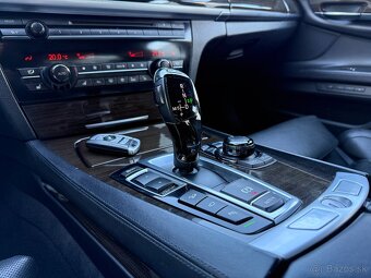 BMW 740d - 11