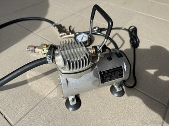 Predám novú drevenú skrinu na dlhé 5. ks zbraní a iné.... - 11