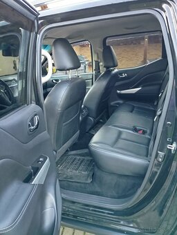 Nissan Navara TREK1 - 11