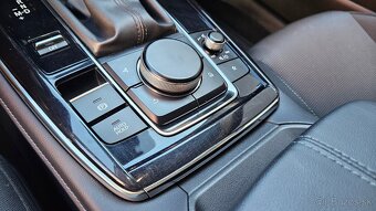 Mazda CX-30 e-Skyactiv - 11