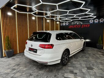 Volkswagen Passat Variant 2.0 TDI HIGHLINE R-LINE VIRTUAL - 11