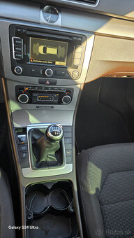 Volkswagen Passat Variant 1.6 TDI BMT Comfortline - 11