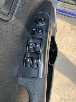 KIA Sportage 2.0crdi - 11