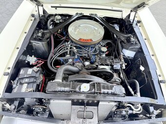 Ford Mustang - 11
