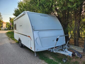 Obytný príves, karavan  na prenájom - 11
