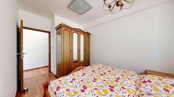 NA PREDAJ Slnečný 3-izbový byt s terasou - Kaplna - 11