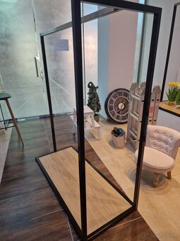 Vešiakové skrine - 11