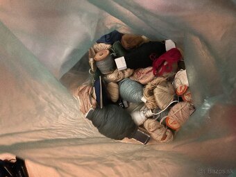 Moulinky, výšivky atď - 11