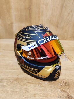 Max Verstappen - Majstrovská helma + podpis karta - 11