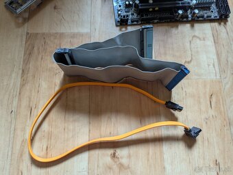 predam komponenty zo starsieho PC, MoBo,CPU,RAM - 11