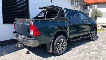 TOYOTA HILUX DC 2.4 I D-4D Live - NA PREDAJ / NA SPLATKY - 11