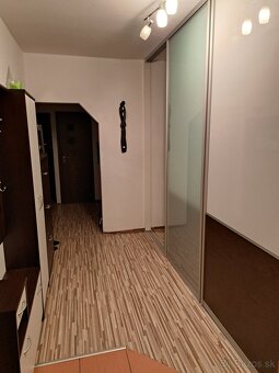 Slnečný 3 izbovy byt s dvomi logiami 78m2. - 11