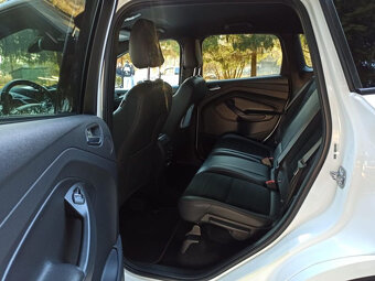 Ford Kuga 2.0 TDCi Duratorq 180k ST Line X A/T AWD Tiguan - 11