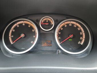 Opel Corsa 1.2 - 11