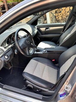Mercedes C 220 CDi - 11
