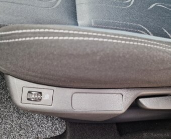 Citroën C4 1.6 VTi Attraction 88KW SR 1majitel Top Stav - 11