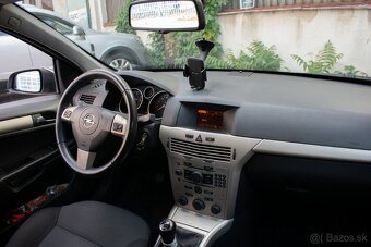 Opel Astra Caravan 1.7 CDTi 110k Essentia - 11