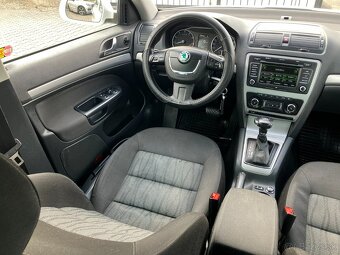 Škoda Octavia Combi 1.4 TSI 90 kW Elegance DSG - 11