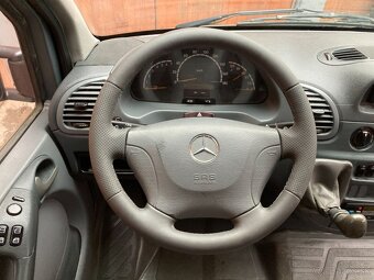 MERCEDES SPRINTER 4x4 2,2CDi DOUBLECAB 3str sklápě - 11
