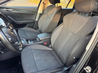 Škoda Octavia Combi 2.0 TDI SCR Style DSG - 11