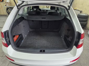 Skoda Octavia combi 1.6 TDI - 11