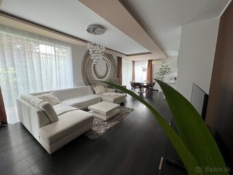 Prenajmem 4-izbový rodinný dom so vstupom do jazera – Green - 11