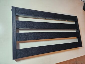 Pedalboard + power supply + kufor - 11