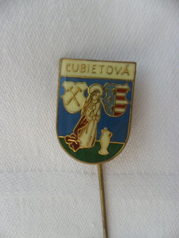 Odznaky s erbami miest a obcí ČSSR - 11