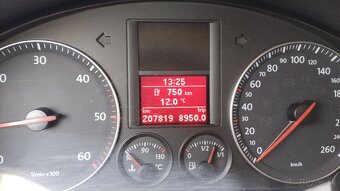 Vw Jetta 1.9 TDI 77 Kw r.v.2005 - 11