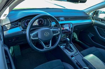 Volkswagen Passat Variant 2.0 TDI R-line DSG 4x4 - 11