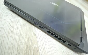 Acer Nitro 16 | ryzen 7| rtx 4070| 64gb ram - 11