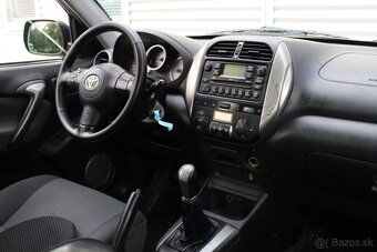 Toyota RAV 4 2.0 D-4D 4x4 - 11