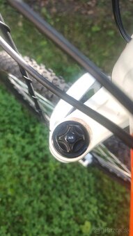 Horský bicykel KTM - 11