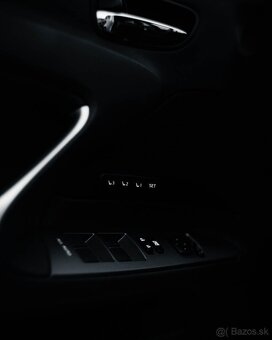 LEXUS IS220D Fsport 160 000km - 11