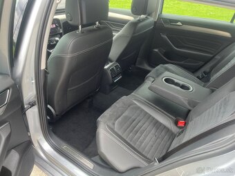 Volkswagen Passat Variant 2.0 TDI ELEGANCE DSG - 11