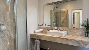NA PREDAJ 300m2 dom, 20á pozemok, bazén Nitra - Vinodol - 11
