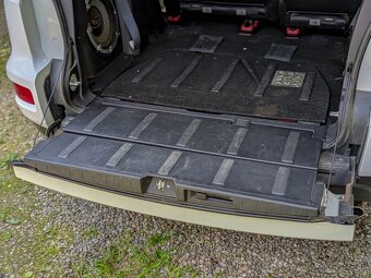 Mitsubishi Outlander 2.2 DI-D 130kW Intense+, 4x4, 7-miestne - 11