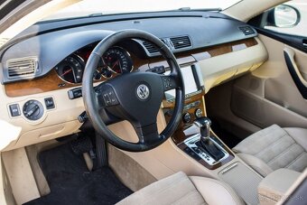 Volkswagen Passat 3.2 V6 Highline DSG 4-Motion - 11