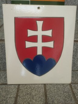 Kukučkove hodiny,žehlička na uhlie, monchichi,gitara cremona - 11