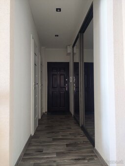 Predám 2 izb. byt s balkónom - 11
