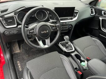 Kia Ceed SW 1.5 T-GDI - 11