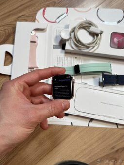 Apple Watch 9 41mm - 11